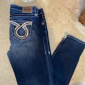 Women’s size 29 regular fit BigStar jeans.